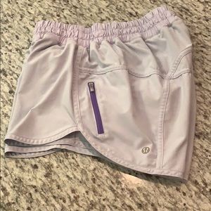 Lululemon Hotty Hot long 4” shorts